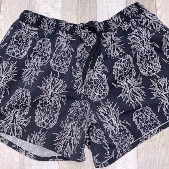 Lauren James pineapple men’s swim trunks size large - Picture 2 of 9